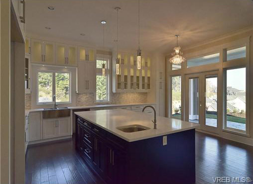 view of kitchen with large center island , BC